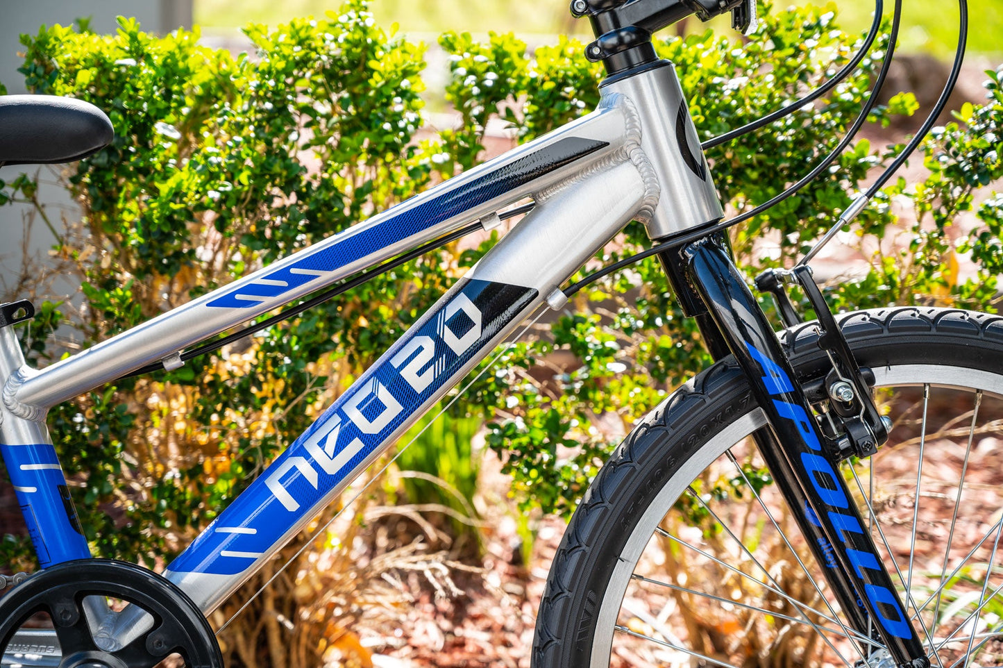 Neo+ 20 6s Boys Brushed Alloy / Black, Blue Fade