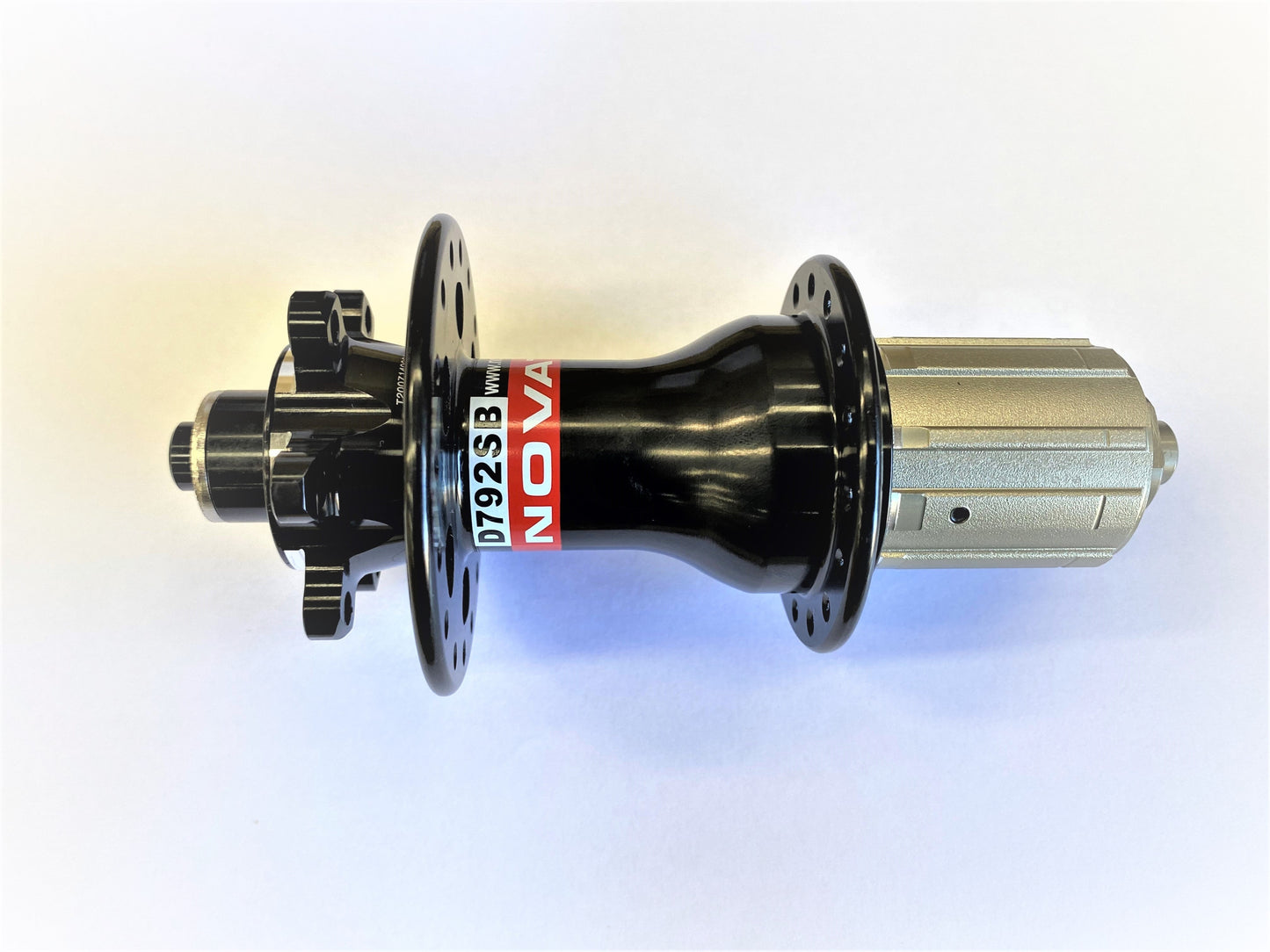 Hub, Novatec 8/9/10/11 Speed DISC BLACK Light Weight 32H 6 Q/r 135 OLD (B2 Body)