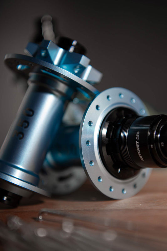 350 DEG TURQ H/SET 15/110+12/148B 32H 6 Bolt XD