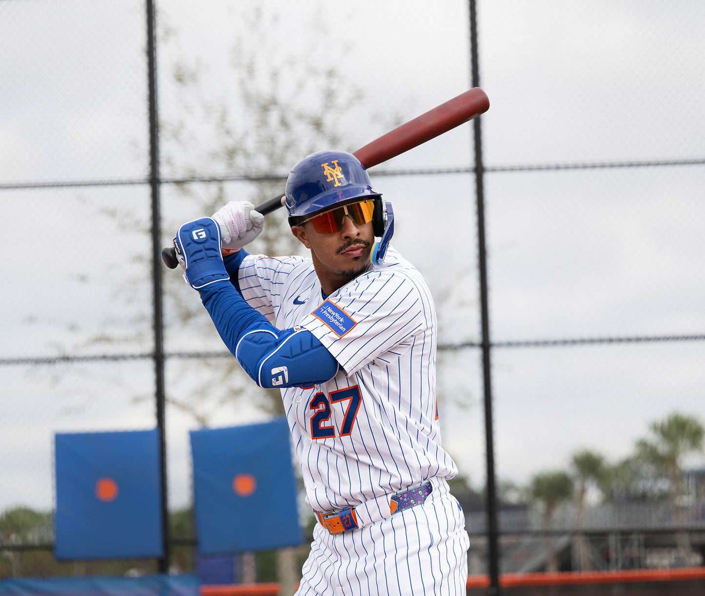 Alpha Elbow Guard MLB Royal