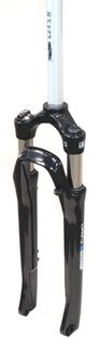 SUSPENSION FORK 700c, Threadless, NCX-D-COIL REMOTE LOCKOUT, 1 1/8. 9mm Drop Outs. DISC ONLY. 63mm Travel, 30mm Stanchions. Magnesium Lowers. CroMo Steerer, Sr Suntour