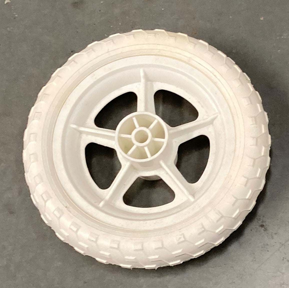 REAR TRIKE WHEEL 8' WHITE
