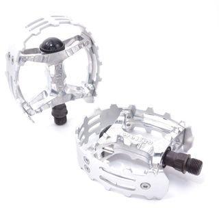 PEDALS, BEAR TRAP, ALLOY,  1/2" cr-mo axle,  SILVER alloy cage