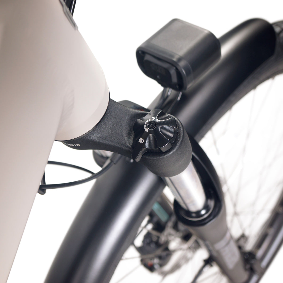 NCM T7s Step Thru Trekking E-Bike, 250W, 48V 19Ah 912Wh Battery