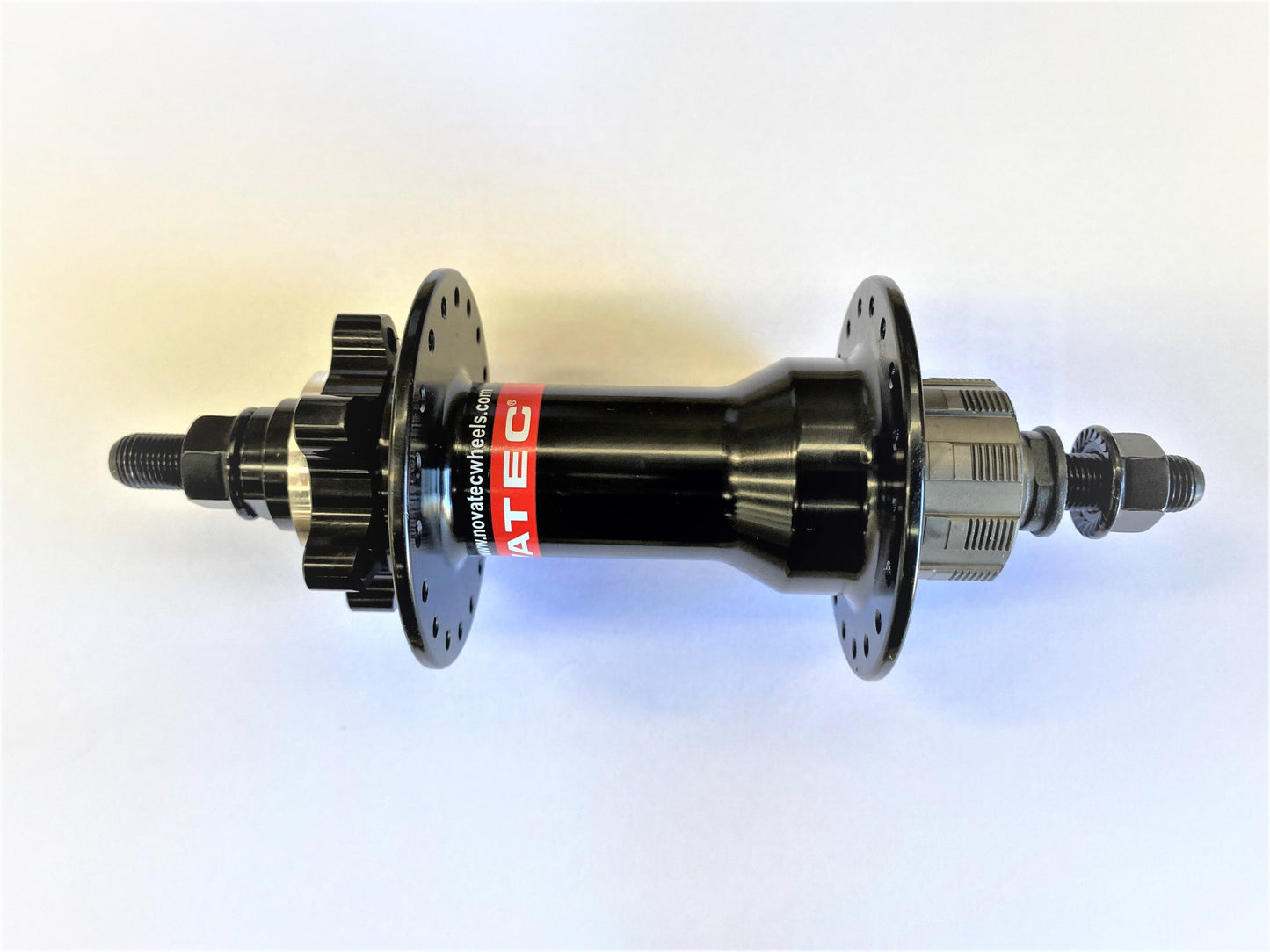 Hub, Single Speed Cassette Novatec Sealed (shimano pattern) Dirt Jump 36H -- 6 Bolt Disc - (135mm OLD) - (Inc's 1/8 " 14T cog)