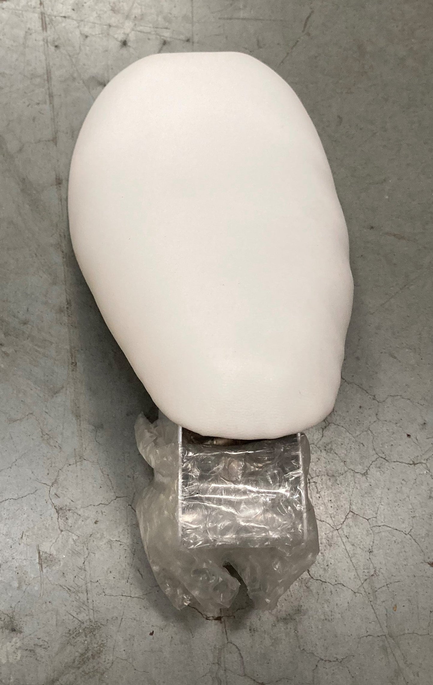 TRIKE SEAT TWO BOLT WHITE