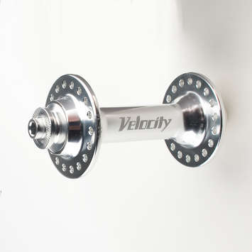 Hub, Road Screw on, Nutted .130 mm Silver - 32h