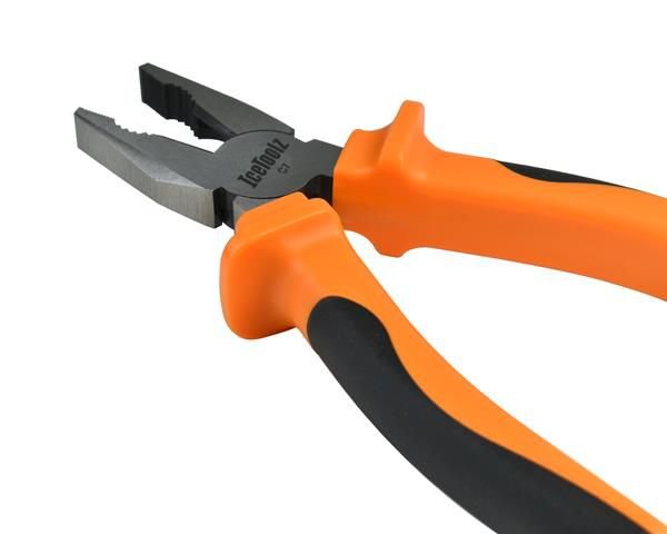 7" COMBINATION PLIER(20)