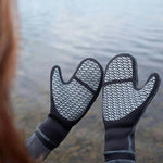 ZONE3 THERMOTECH WARMTH SWIM MITTS