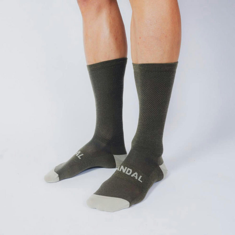 THE VANDAL MERINO SOCK KHAKI 36-42